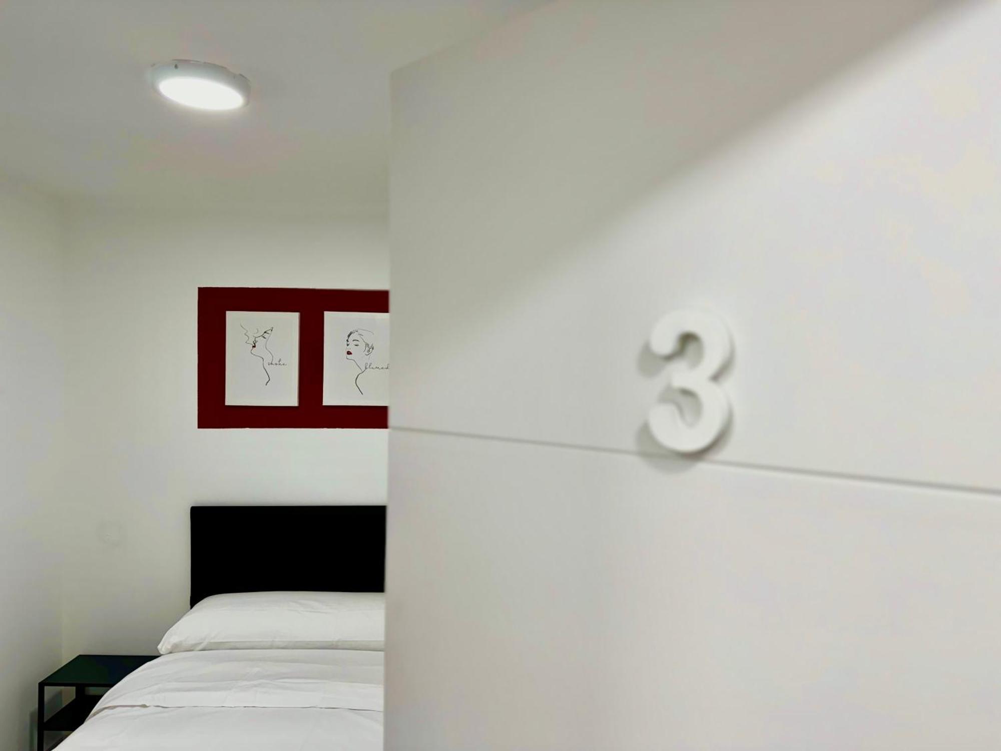 Rooms Rayo Madrid Exterior photo